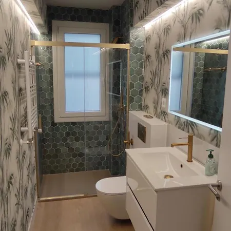 Kaioen Etxea Ebi 03150 شقة